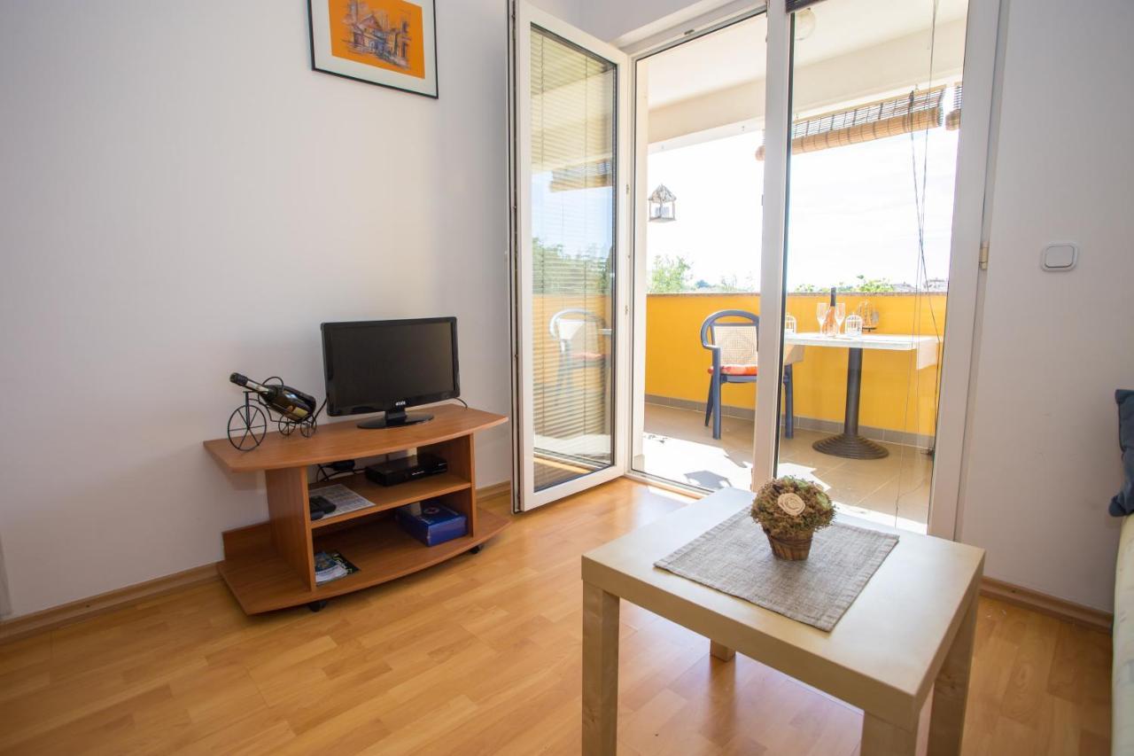 Appartamento Apartman Vlado Orsera Esterno foto